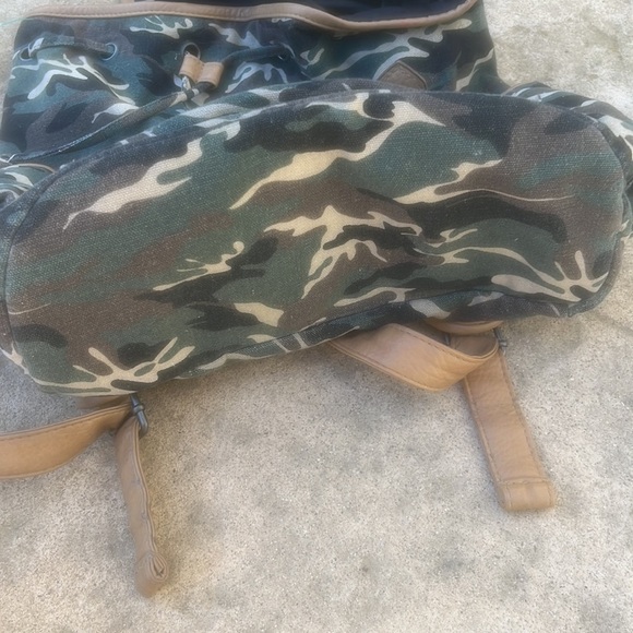 Empyre Women's Canvas Camo Faux Leather Lined Backpack 17"H x 14"W - Picture 8 of 9